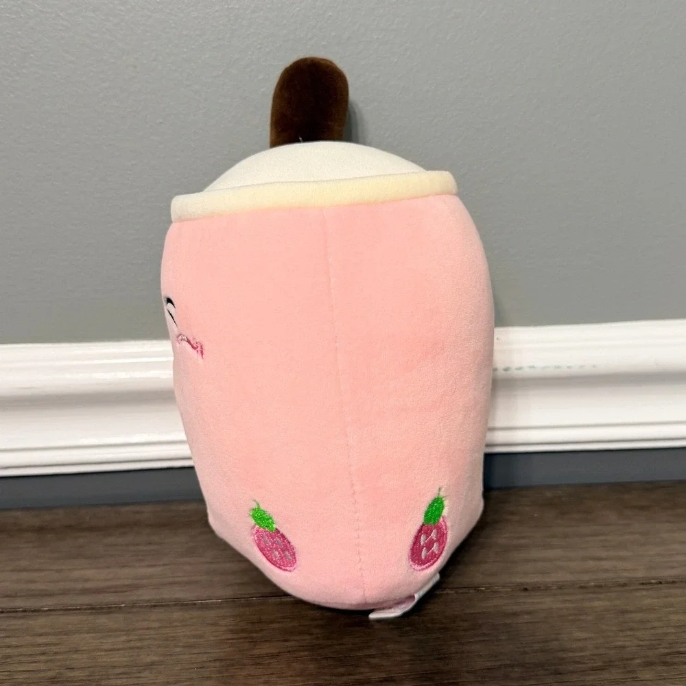 Kawaii Lissipuppe‎ Strawberry Boba Milk Tea Plush